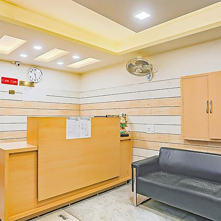 Hotel O Sun Villa Нью-Дели Экстерьер фото
