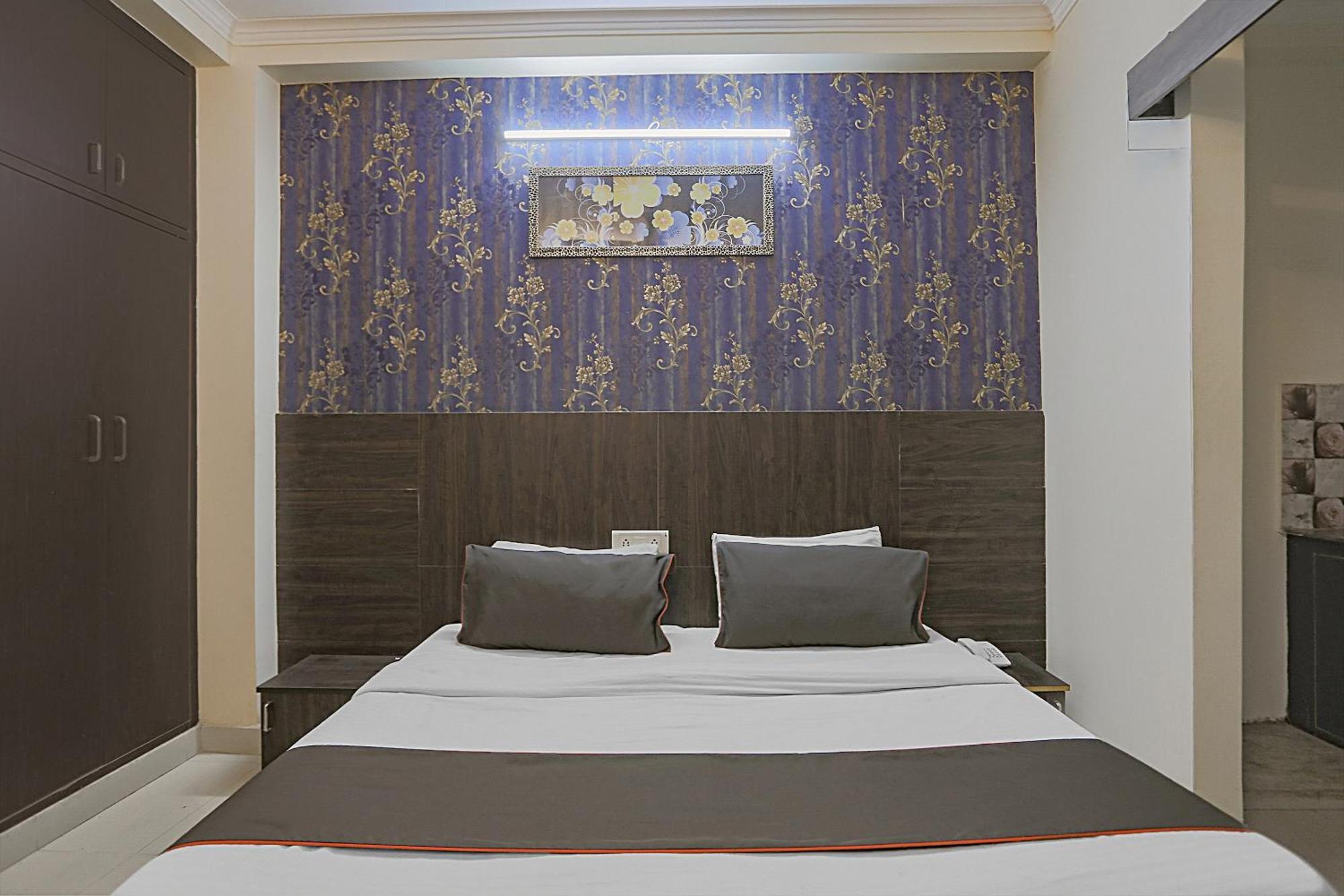 Hotel O Sun Villa Нью-Дели Экстерьер фото