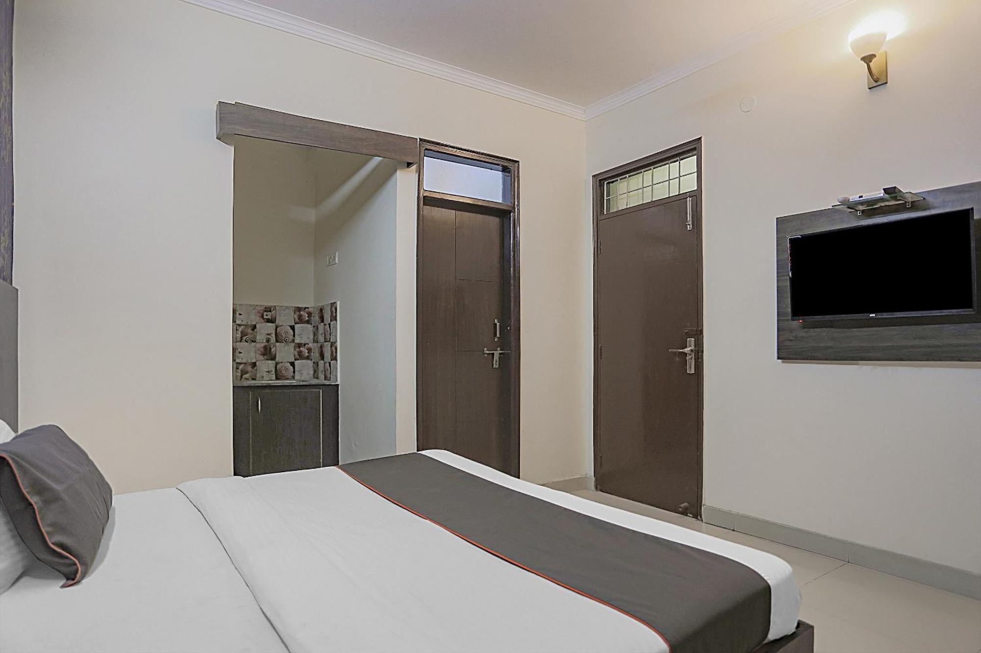 Hotel O Sun Villa Нью-Дели Экстерьер фото