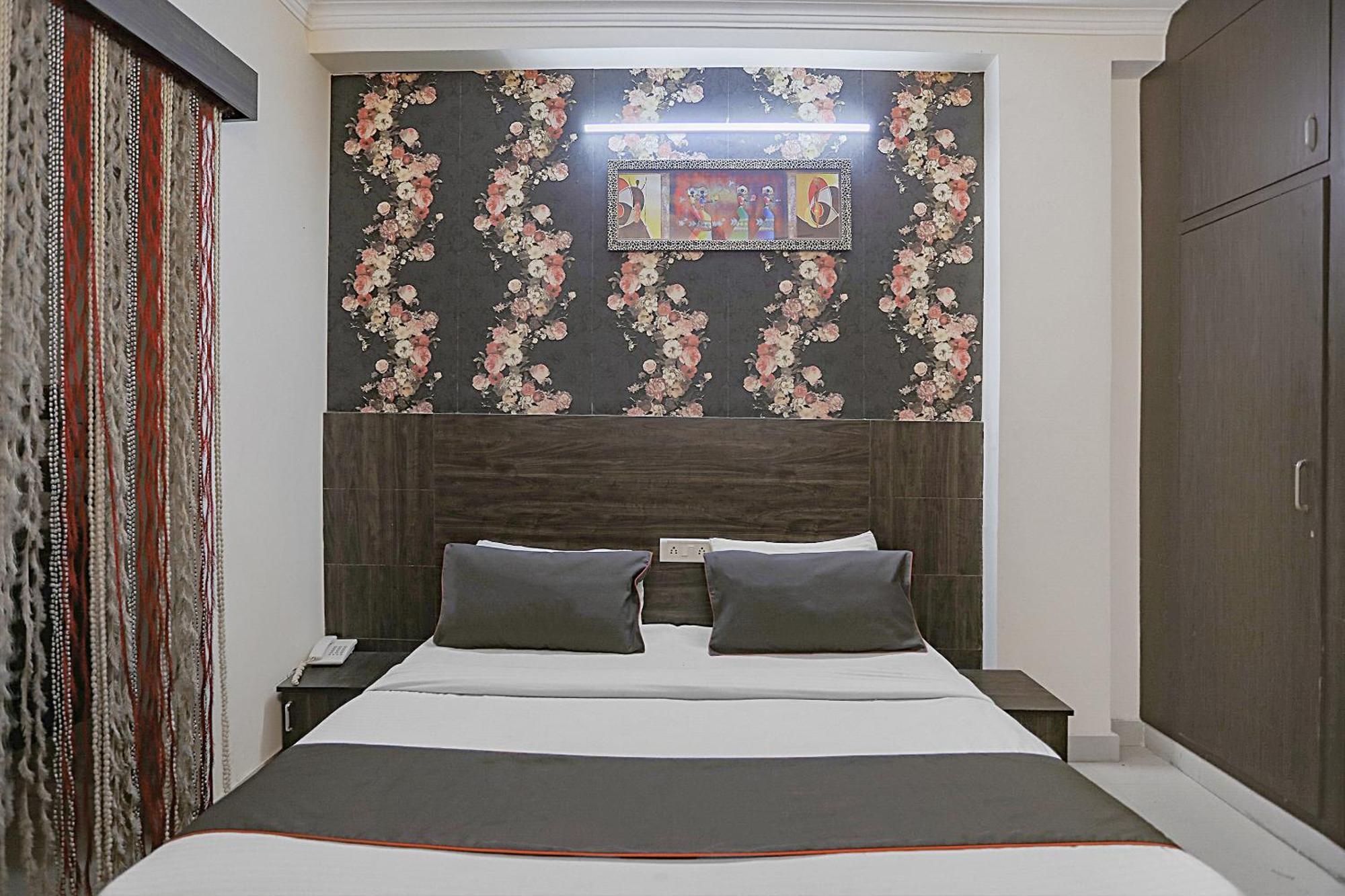 Hotel O Sun Villa Нью-Дели Экстерьер фото